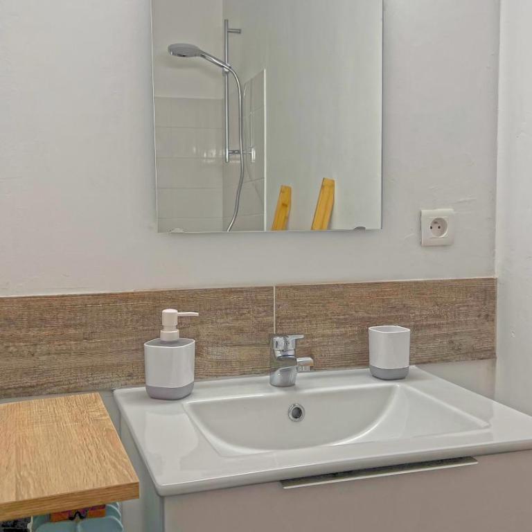 Appartement lumineux entre plage et montagne - Appartement 2 Chambres - 21