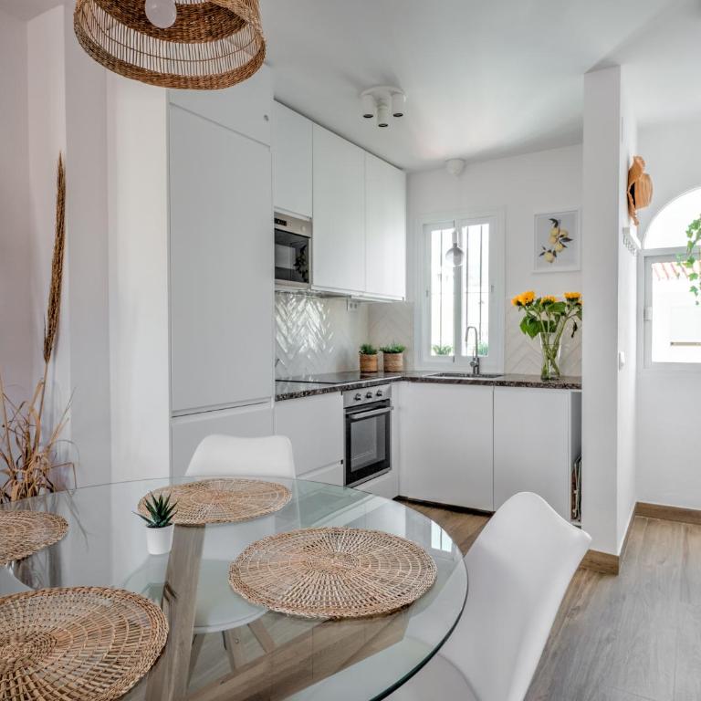 Fantastic penthouse with roof terrace in the heart of Nerja - Apartamento de 2 dormitorios - 13