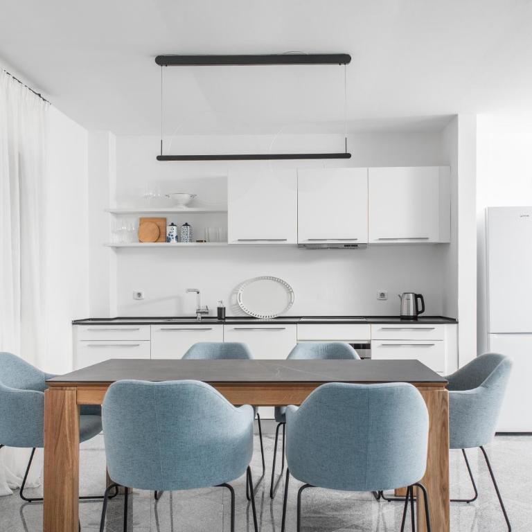Vidikovac Marble House - Apartman sa 2 Spavaće Sobe, Balkonom i Pogledom na More - 10