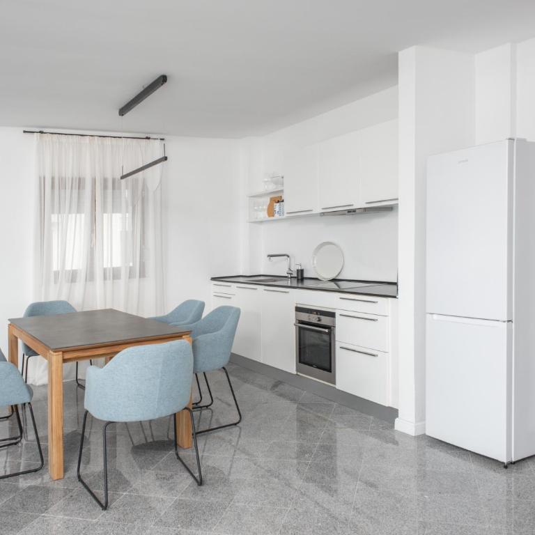 Vidikovac Marble House - Apartman sa 2 Spavaće Sobe, Balkonom i Pogledom na More - 8