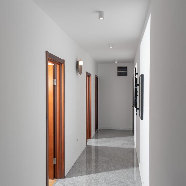 Vidikovac Marble House - Apartman sa 2 Spavaće Sobe, Balkonom i Pogledom na More - 23