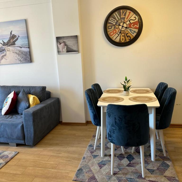 Deniz manzaralı ferah daire - Two-Bedroom Apartment - 9