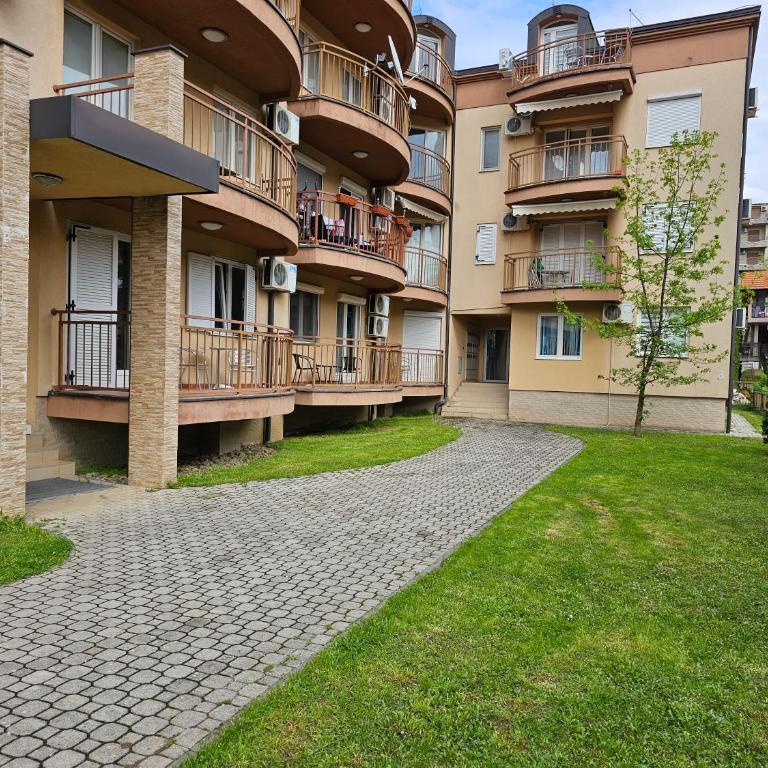 Apartmani TRIO - Apartment with Terrace - 16