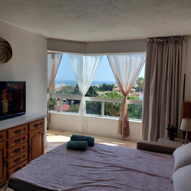 Lovely apartment in Torremolinos Views of the sea, pool, terrace, sofa bed and fully equipped kitchen - Apartamento con vistas al mar - 5