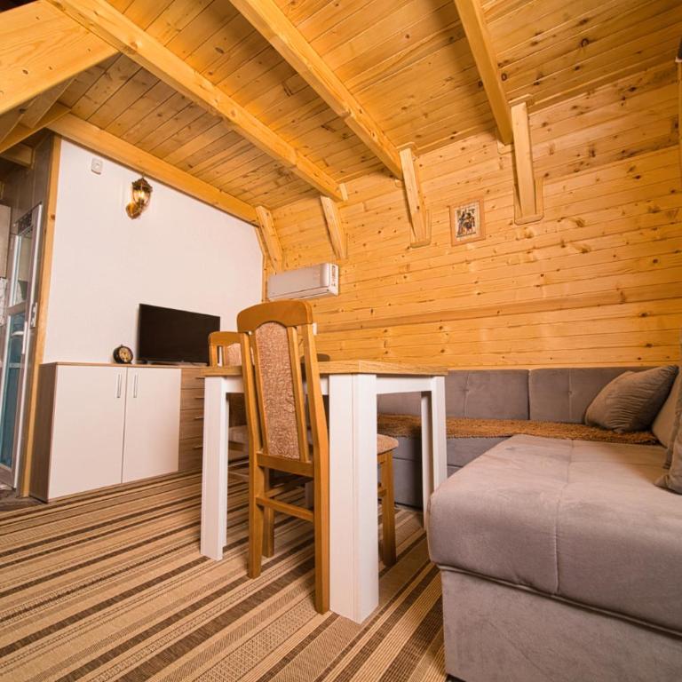 Pyramid Energy House - Vikendica - 9