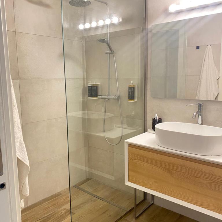 BOUTIQUE HOME LIGNANO - One-Bedroom Apartment - 26