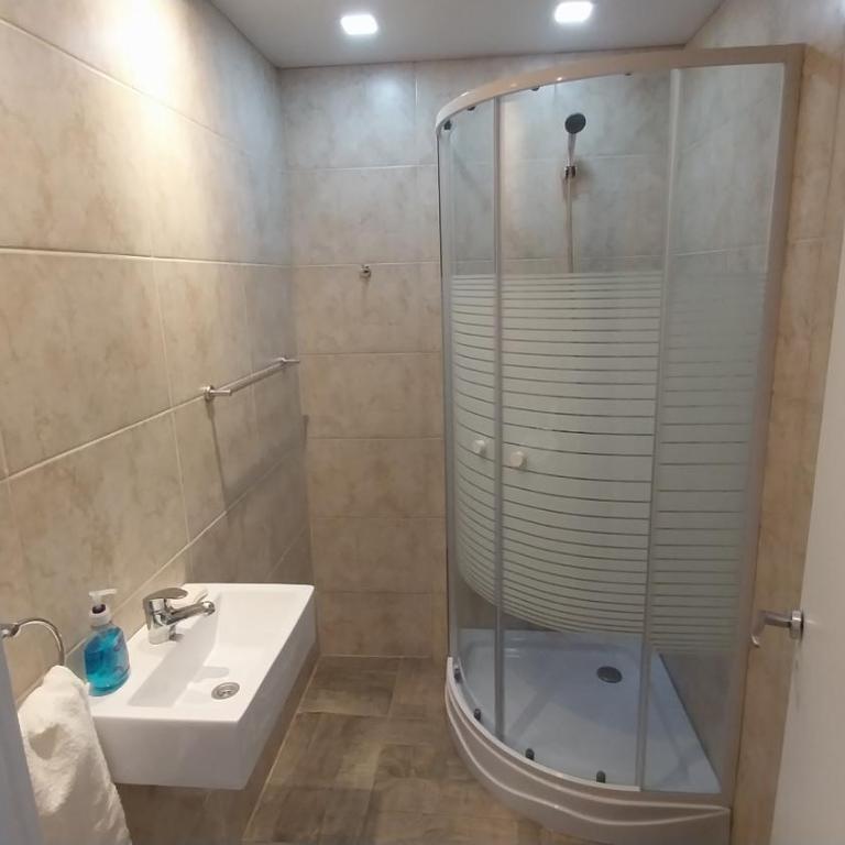 Adrogue Apart Airport Shuttle 24hs - Apartamento de 1 dormitorio - 4