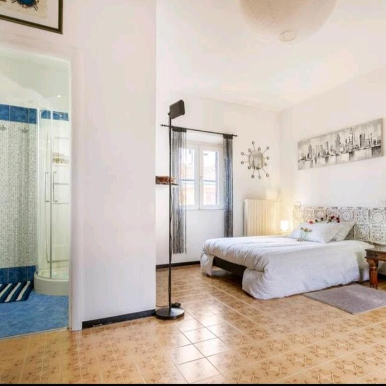 Relax a 4 salti dai navigli - Double Room with Private Bathroom - 8