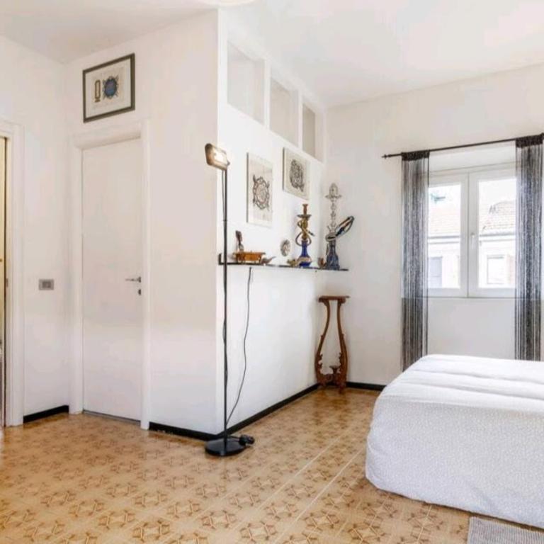 Relax a 4 salti dai navigli - Double Room with Private Bathroom - 7