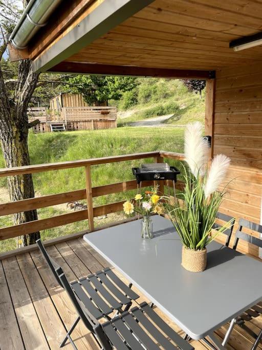 Mobil-Home Baie Saint-Michel, Serre-Ponçon - Two-Bedroom Apartment - 13