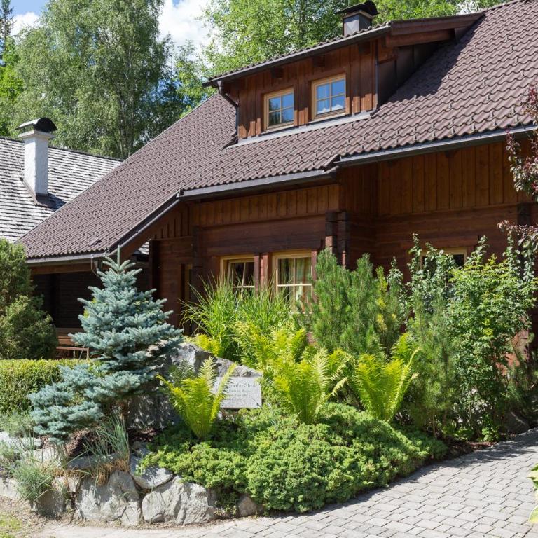 Das Dorf in der Stadt - Exklusives Chalet mit 3 Schlafzimmern und Terrasse A - 17