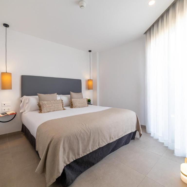 Alidreams Lola Center Apartamentos - Superior Apartment - 3