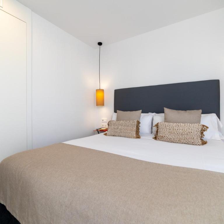 Alidreams Lola Center Apartamentos - Superior Apartment - 20