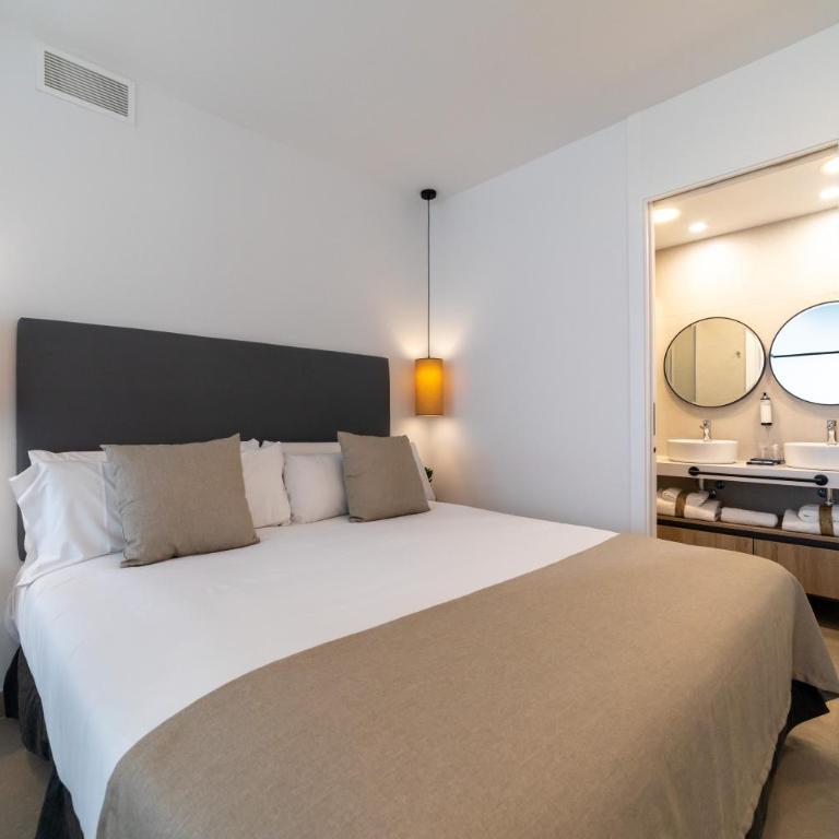 Alidreams Lola Center Apartamentos - Penthouse Apartment - 30