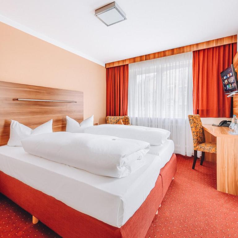 Hotel Isartor - Familienzimmer - 11
