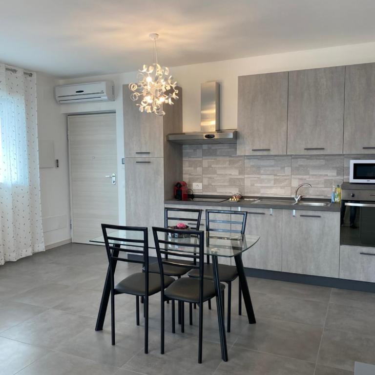 Marali Lake Apartments di ENRICA BIANCHERA - Appartamento con Giardino - 2