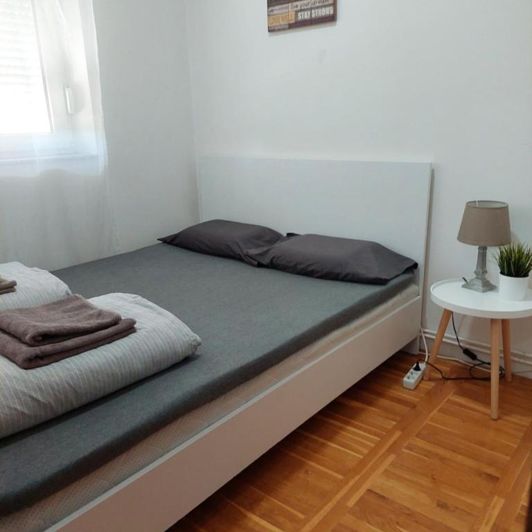 Smiley 2 - Subotica Centar - One-Bedroom Apartment - 14