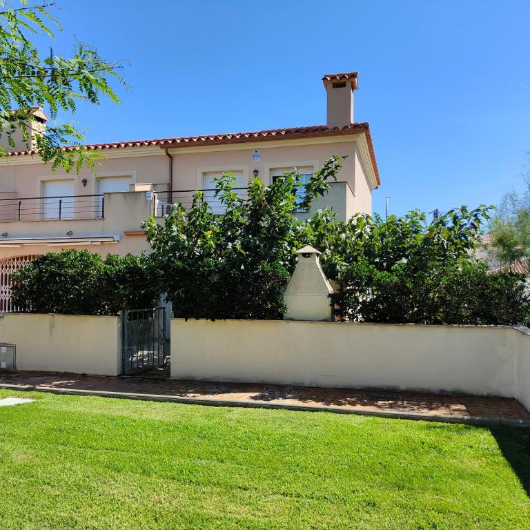 Relajante casa Climatizada Parking privado y Cerca del Mar - Casa Unifamiliar de 3 dormitorios - 29