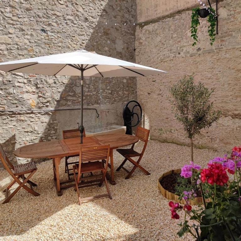 Le Jardin Secret ConciergerieDameCarcas - Deluxe Apartment - 1