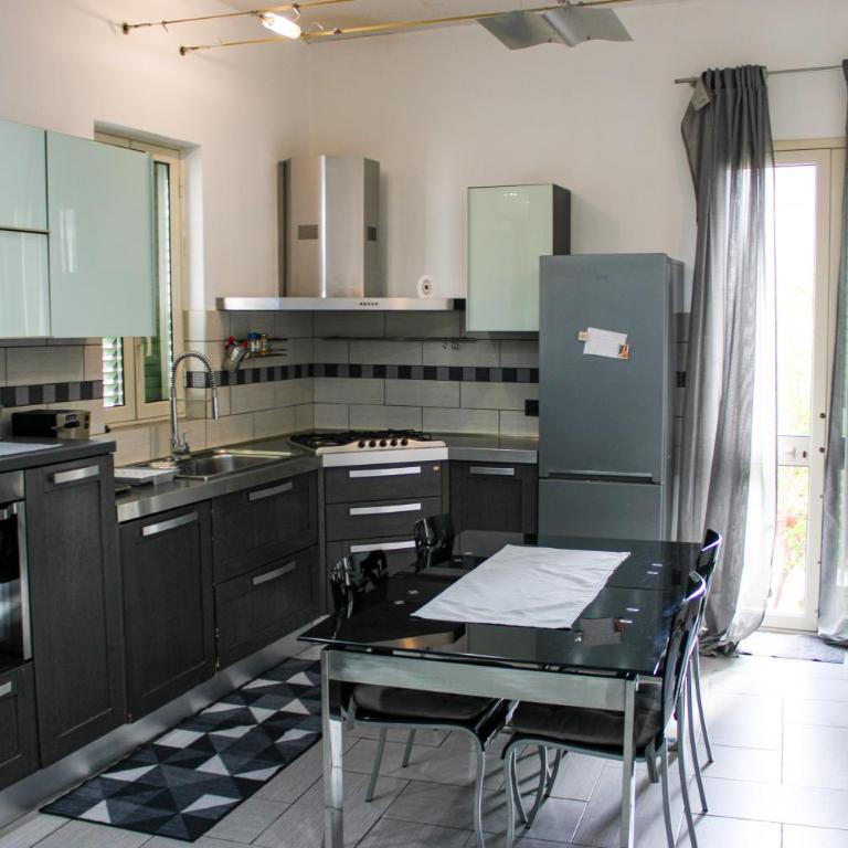 Casa Vacanze "A Machina Ro Ghiaccio" - Casa con 2 Camere da Letto - 32