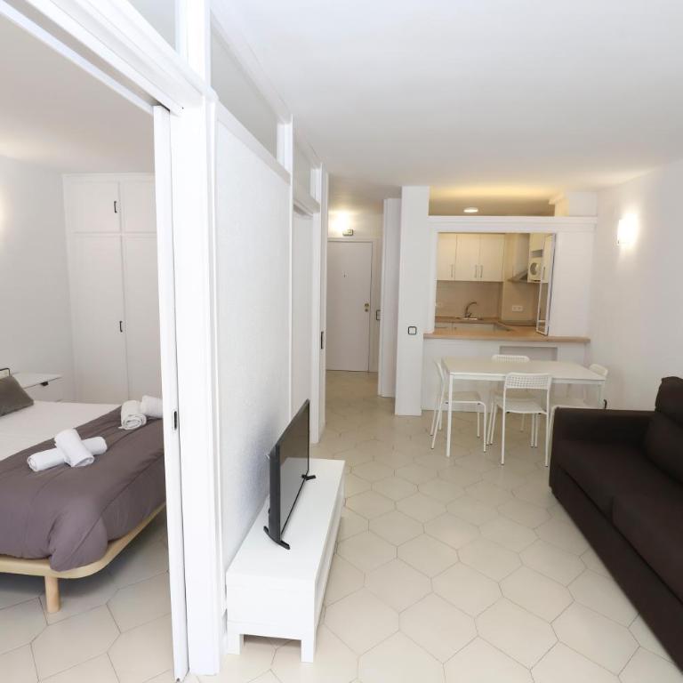 DIFERENTFLATS Novelty - Apartamento de 1 dormitorio con vistas a la ciudad - 9