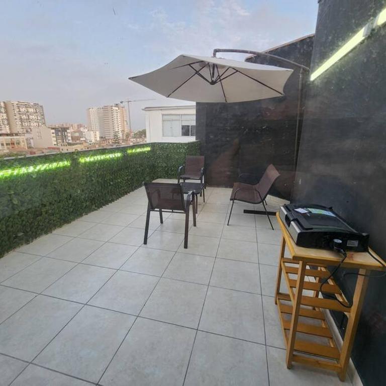 R&M Apartament - Three-Bedroom Apartment - 7