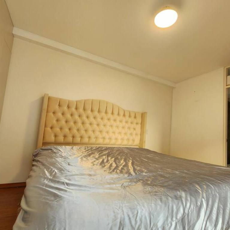R&M Apartament - Three-Bedroom Apartment - 13