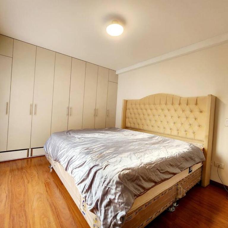 R&M Apartament - Three-Bedroom Apartment - 28
