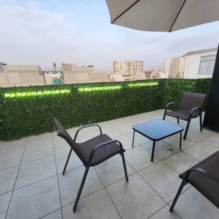 R&M Apartament - Three-Bedroom Apartment - 29