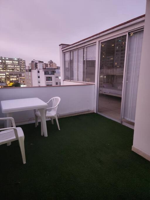 R&M Apartament - Three-Bedroom Apartment - 33