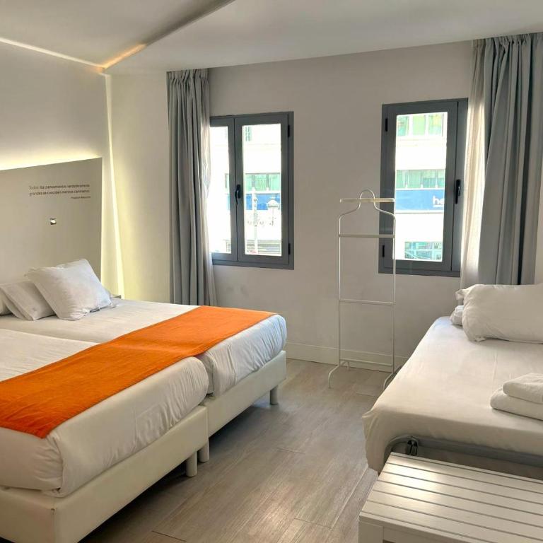Atarazanas Málaga Boutique Hotel - Habitación Triple - 3