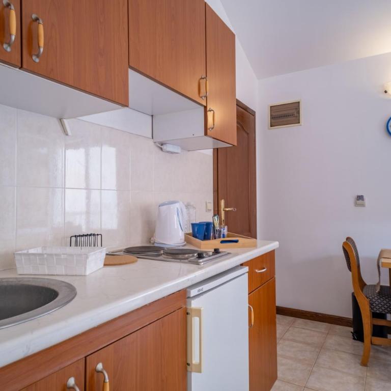 Villa Maxima Budva - Superior Apartman - 9