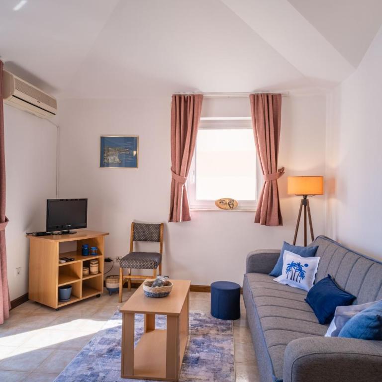 Villa Maxima Budva - Superior Apartman - 1
