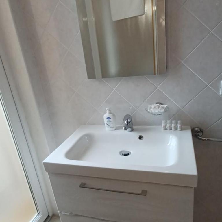 Casa Bivi - Apartments with 1 and 2 bedrooms - Click here for more availabilities - Appartamento con 2 Camere da Letto - 8