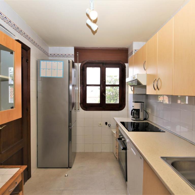 Estepona East Penthouse Apartment SYLVIA - Two-Bedroom Apartment - 13