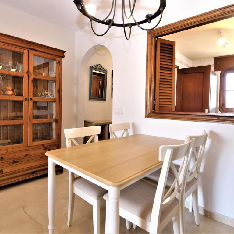 Estepona East Penthouse Apartment SYLVIA - Two-Bedroom Apartment - 14