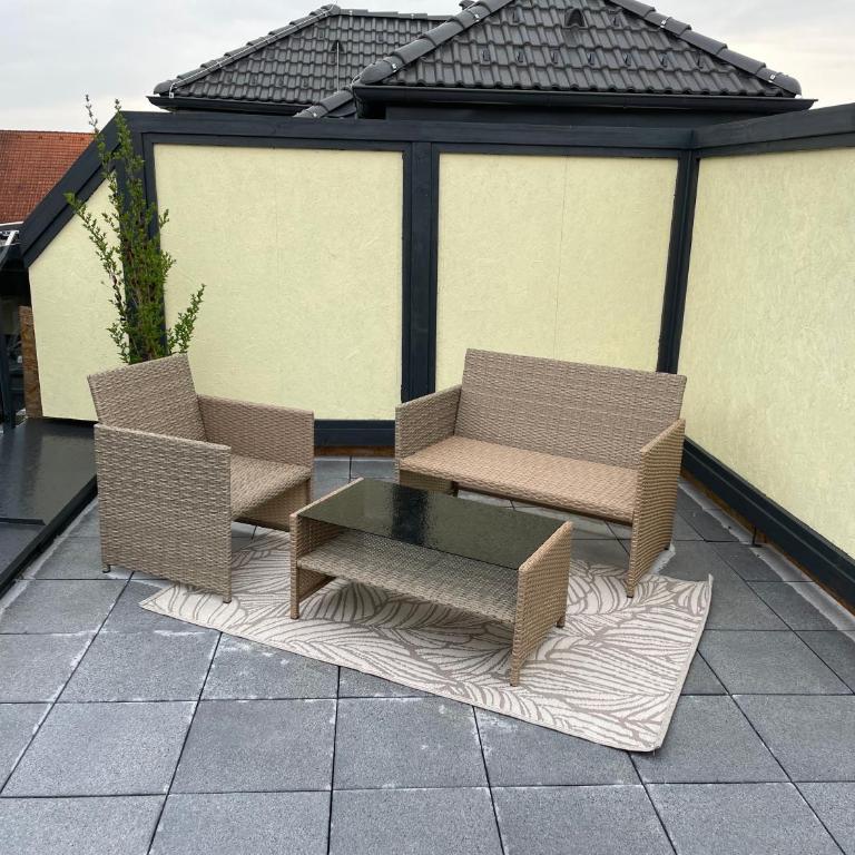 Sorinas Home - Comfortable Apartment near Graz - Free Parking - Apartment mit 2 Schlafzimmern mit Balkon und Terrasse - 2