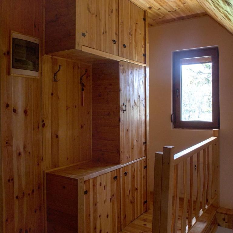 Villa Das Zabljak - Basic Triple Room with Shared Bathroom - 6