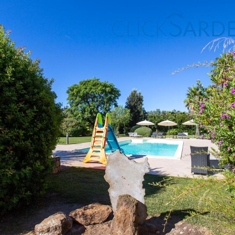 ClickSardegna Villa Paradiso with swimming pool large garden and tennis court - Villa con Piscina Privata - 66