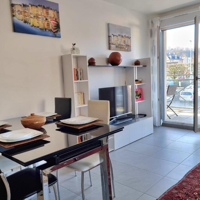 Chez Lou et Dan 4P apartment with balcony elevator and secure parking - Appartement - 1