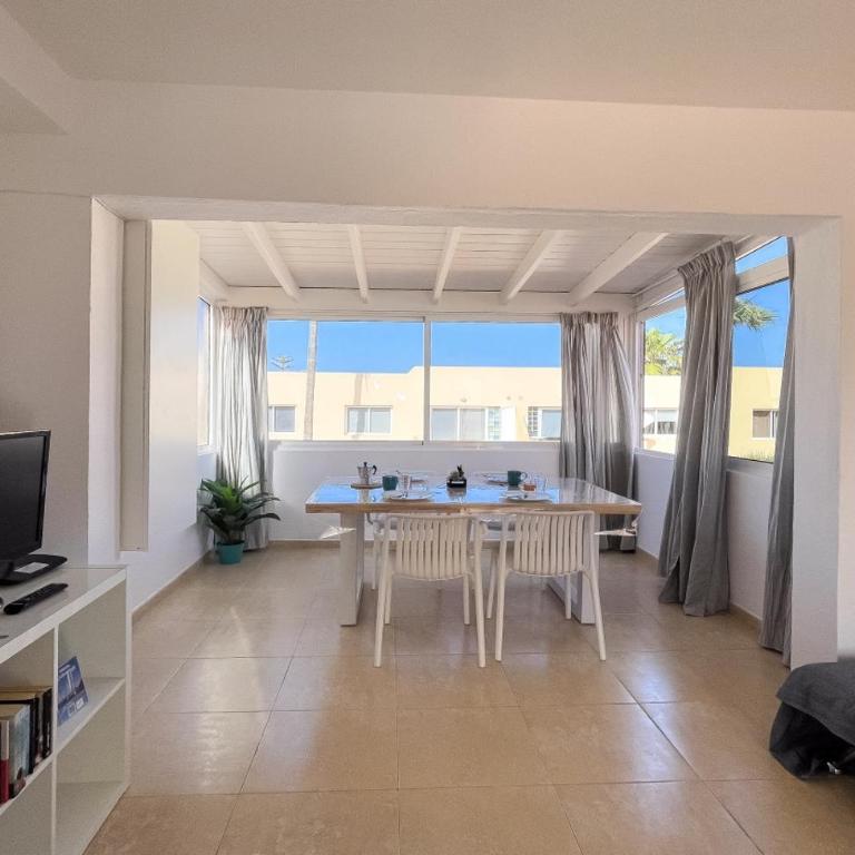 B-Rent Los Delfines Casa Nina - Apartamento con vistas a la piscina - 7
