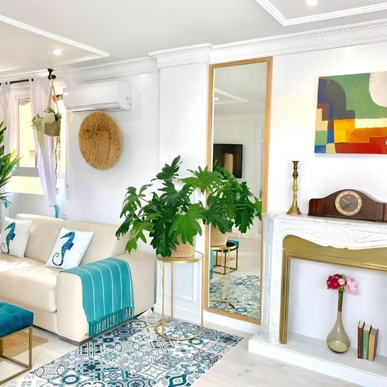 Lux City Loft in front of the Port - Two-Bedroom Apartment - 49