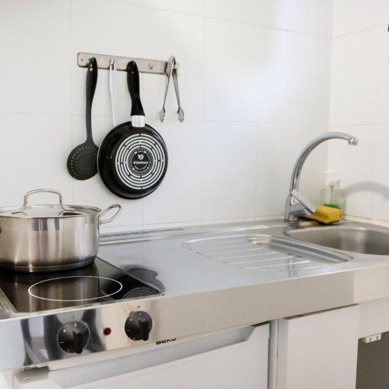 APARTAMENTOS PALASIET - Estudio - 8