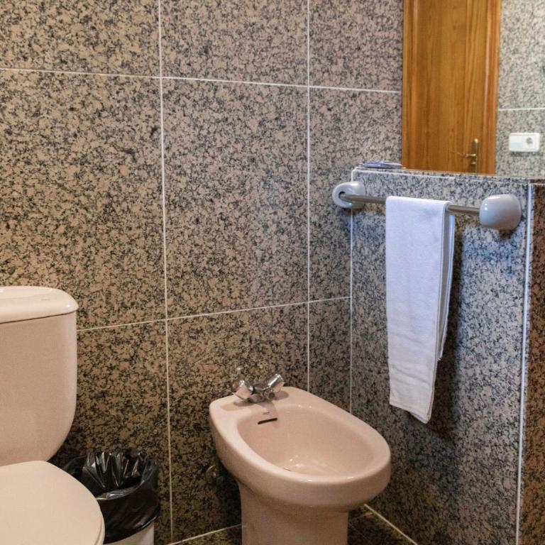 APARTAMENTOS PALASIET - Estudio - 46