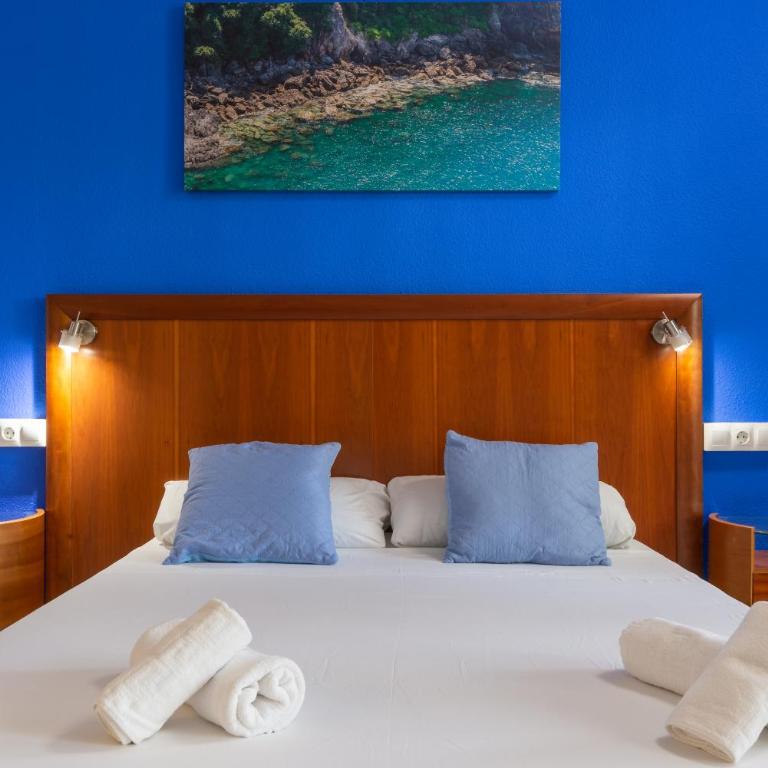 APARTAMENTOS PALASIET - Estudio - 68