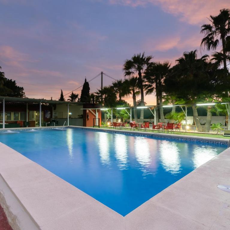APARTAMENTOS PALASIET - Estudio - 72