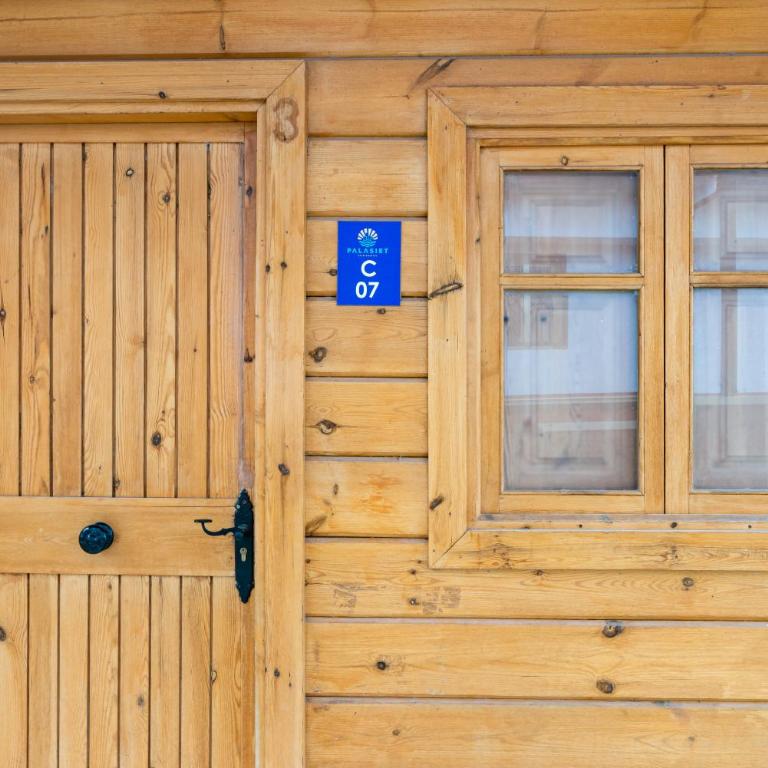 APARTAMENTOS PALASIET - Cabaña de madera - 59