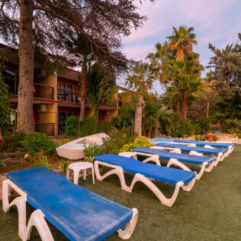 APARTAMENTOS PALASIET - Estudio - 73