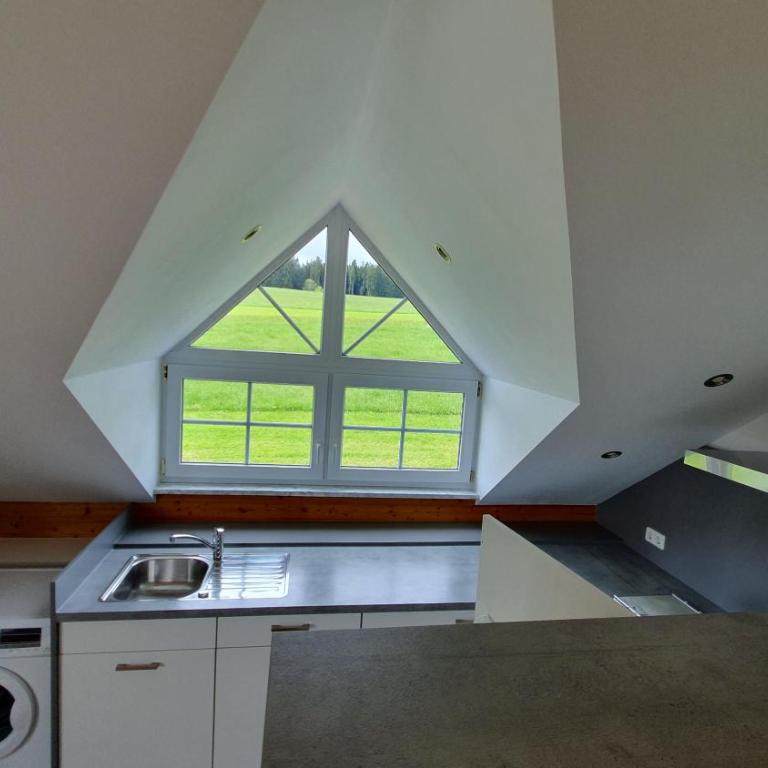 Alpenblick - Three-Bedroom Apartment - 24