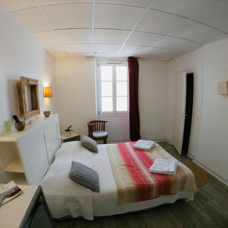 Le Petit Hôtel - Chambre Double - 5